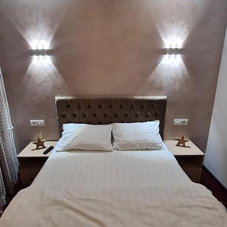 Studio Albert Râmnicu Vâlcea المظهر الخارجي الصورة